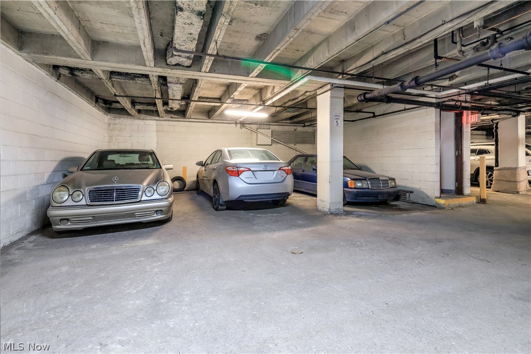 Carlton House Condo - Residential