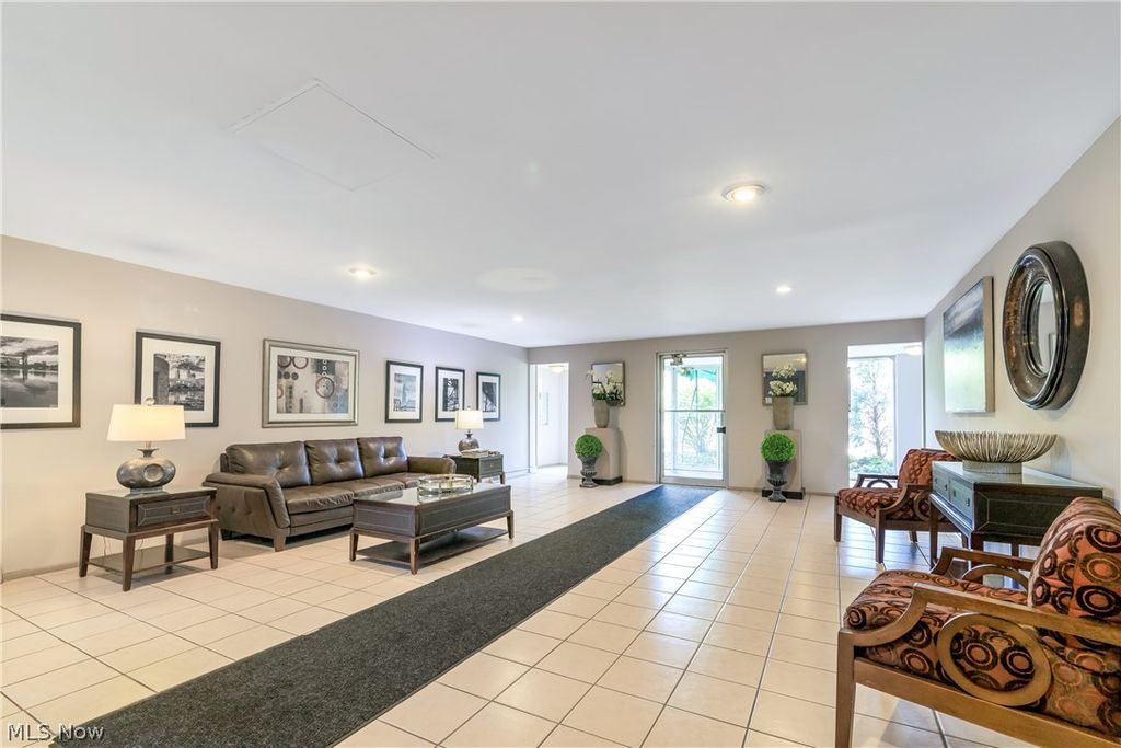 Photo of 16100 Van Aken Boulevard #507, Shaker Heights, OH 44120 (MLS # 5202988)