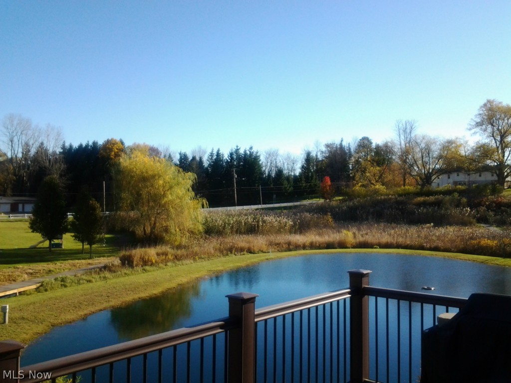 Fox Pointe - Residential