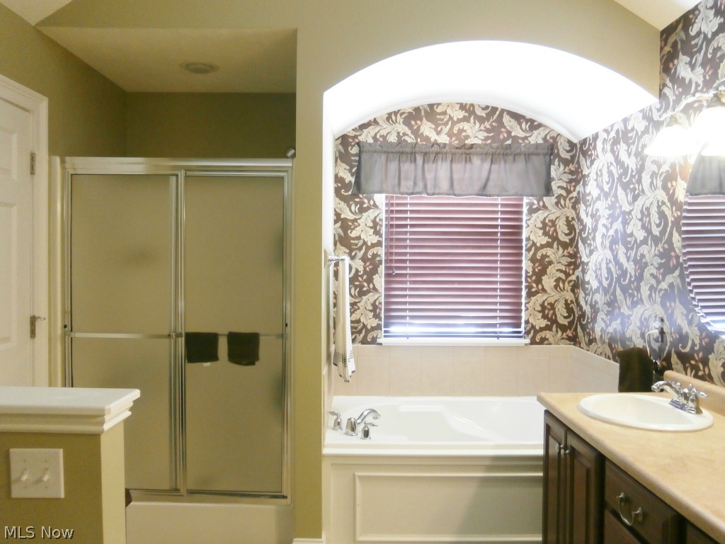 Fox Pointe - Residential