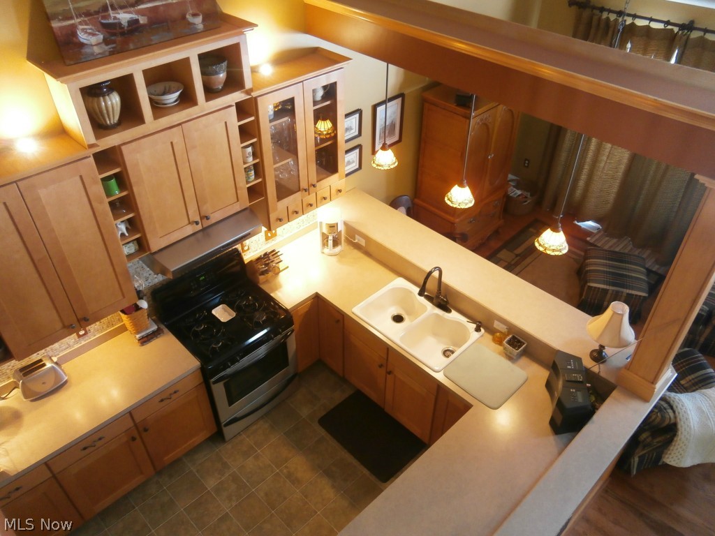 Fox Pointe - Residential