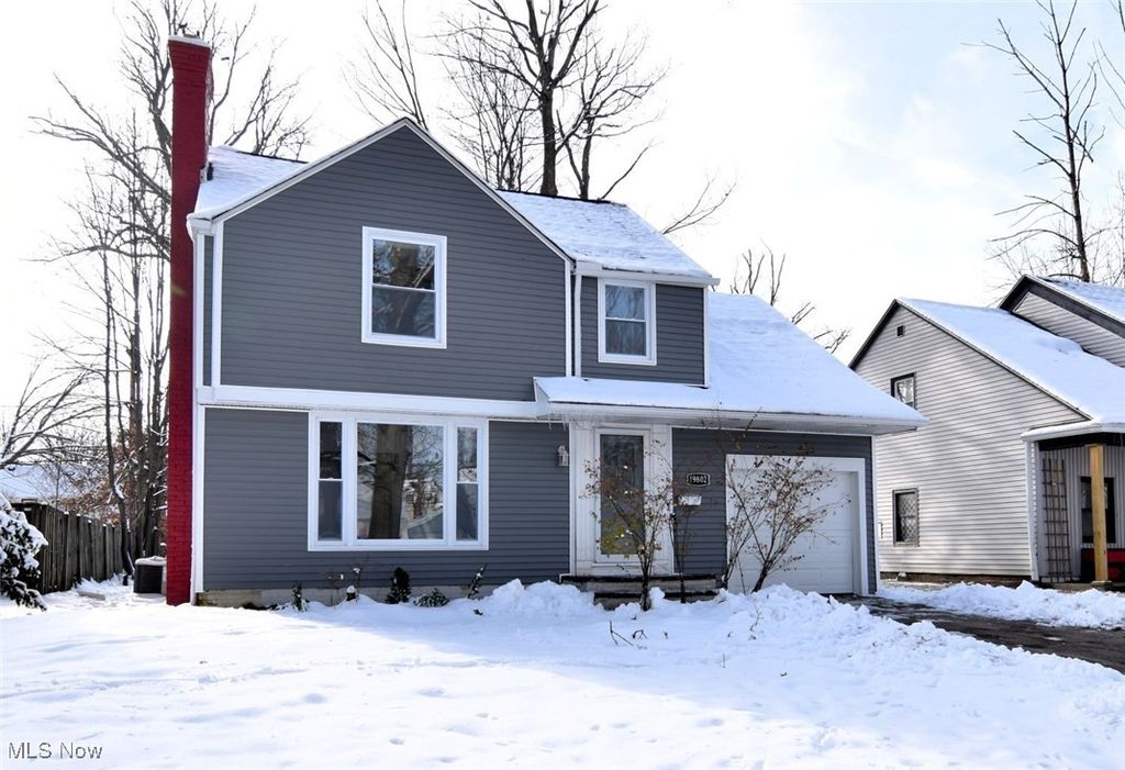 Photo of 19802 Wickfield Avenue, Warrensville Heights, OH 44122 (MLS # 5175775)