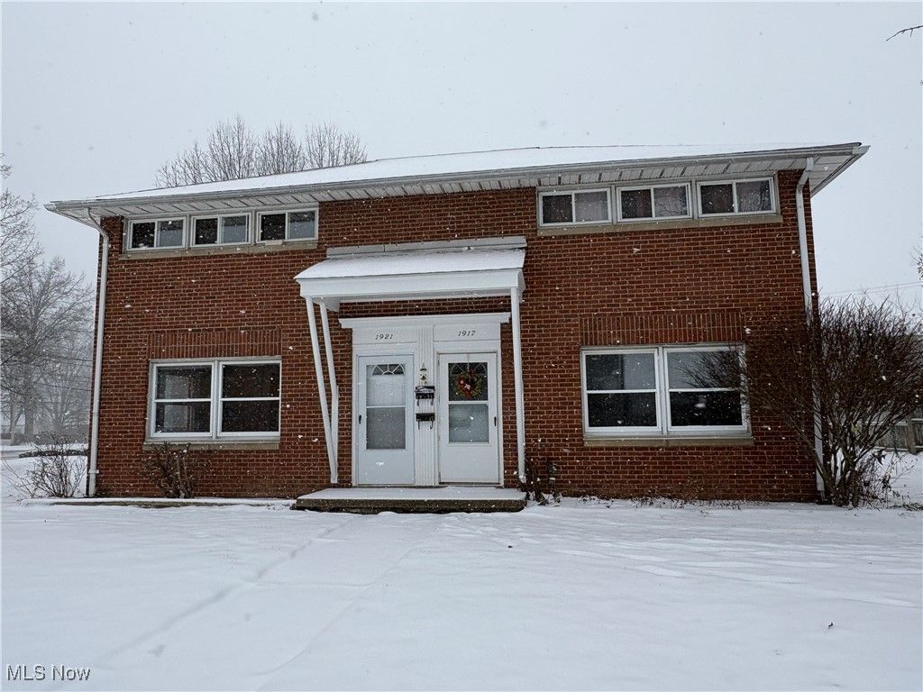 Photo of 1917 Lancaster Street, Cuyahoga Falls, OH 44221 (MLS # 5182328)