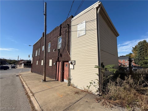 Tiny photo for 101 N State Street, Girard, OH 44420 (MLS # 5252245)