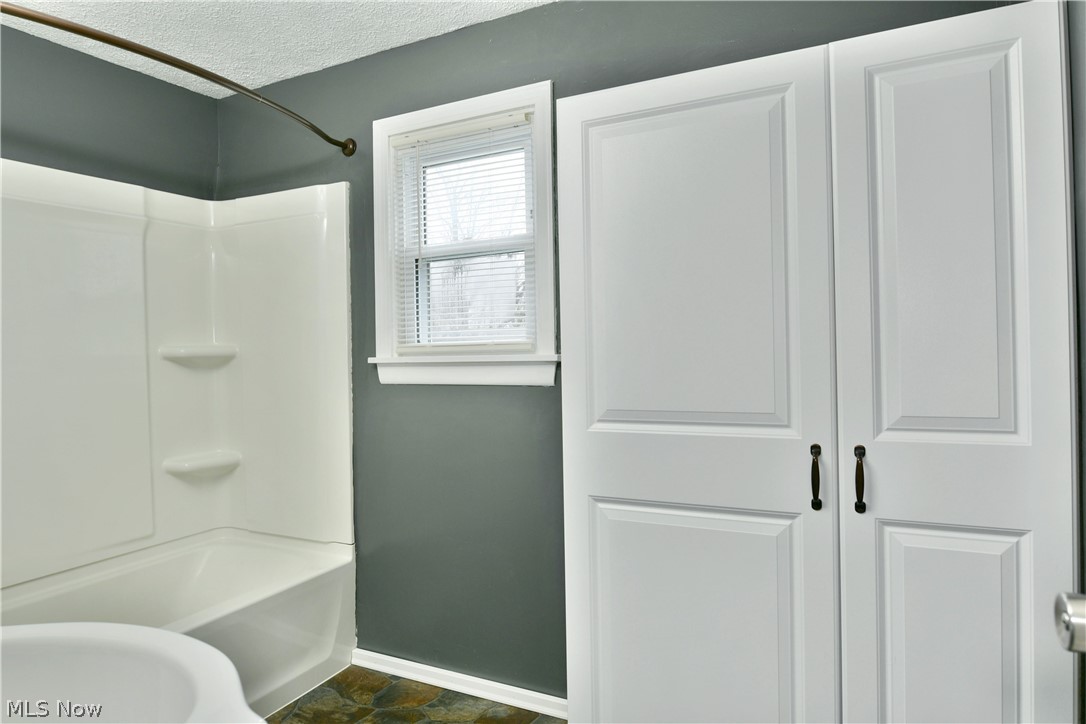 Township/Champion Original Sur - Residential