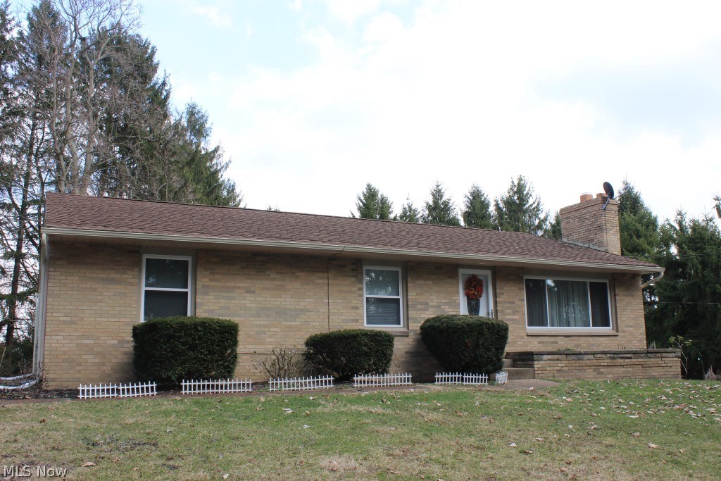 So much to offer in the City of Green* Spacious ranch with 4 bedrooms, 1.5 bath, 1488SF plus 350SF in finished rec room & situated on .82 acres, quiet dead end street* Hardwood floors (except dining room, kitchen & bath)* Living room with stonewall gas log fireplace, full picture window, wood floor & newer beveled glass front door* Dining/gathering room off of kitchen with wainscoting, 2 ceiling fans & 2 walls of windows* Kitchen with breakfast bar & pantry, ceramic back splash, range, refrig, microwave & dishwasher* 4 bedrooms with wood floors (3 with fans) & master with private access to half bath* Breezeway with ceramic floor* Basement recreation room (new carpet (3/17), excellent storage area, shower, glass block windows, double walled with concrete block & glazed tile* Windows & hot water heater (2015)* Shingles, furnace, A/C & humidifier- unable to confirm when updated* Bathroom updated 2015* Clothes chute* 3 car attached garage (2 with openers), newer service door* Home warranty