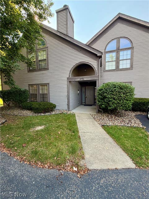 Condo For Rent - 4046 Saint Andrews Court #1<br/> Mahoning County, Canfield, OH 44406