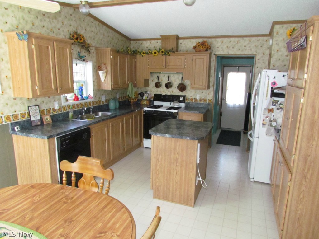 Hiram Edge North - Residential