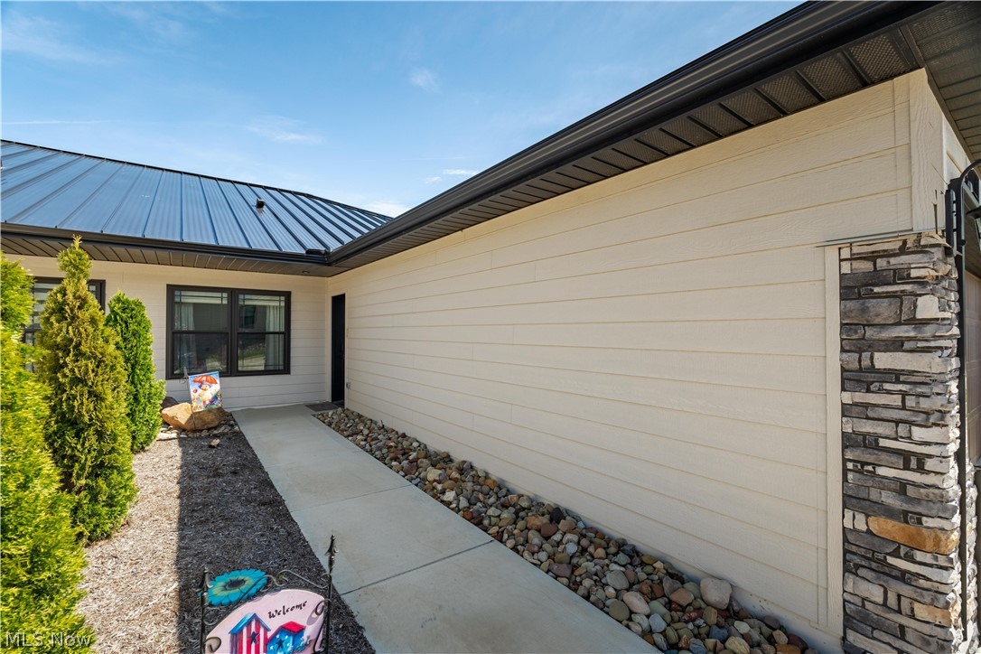 1021 Sycamore Lane