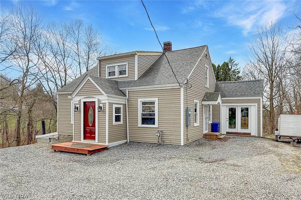 Photo of 701 Lovers Lane, Steubenville, OH 43953 (MLS # 5197222)