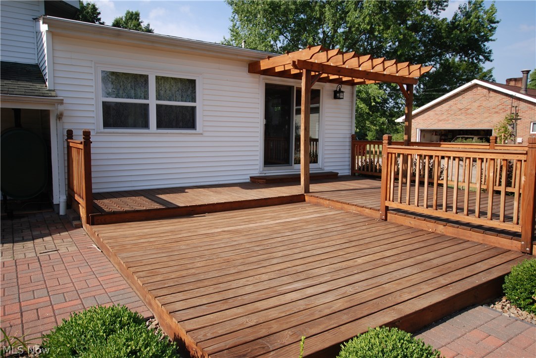 Emerson Pine 4 - Residential