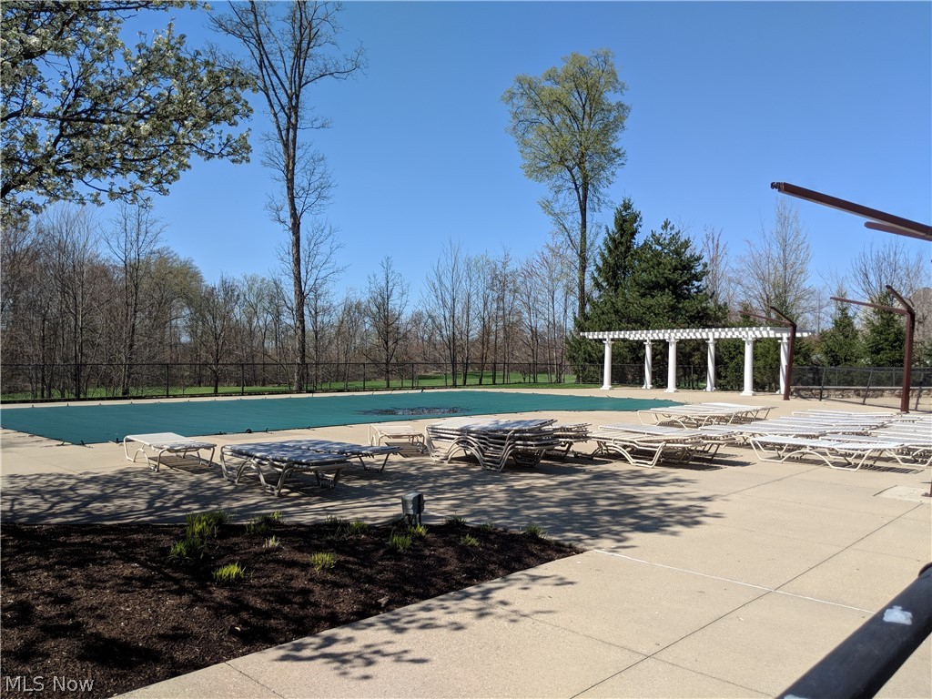 Legends/Aberdeen Condos Ph Xxi - Residential