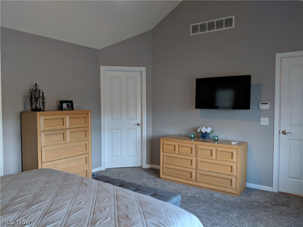 Legends/Aberdeen Condos Ph Xxi - Residential