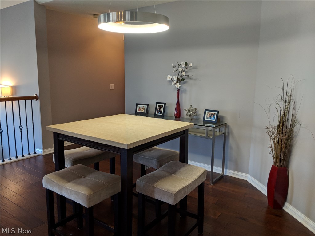 Legends/Aberdeen Condos Ph Xxi - Residential