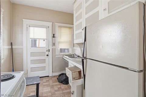 Tiny photo for 3885 W 20th Street, Cleveland, OH 44109 (MLS # 5188033)