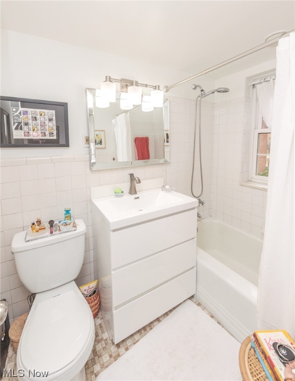 Royal Court Condos - Residential