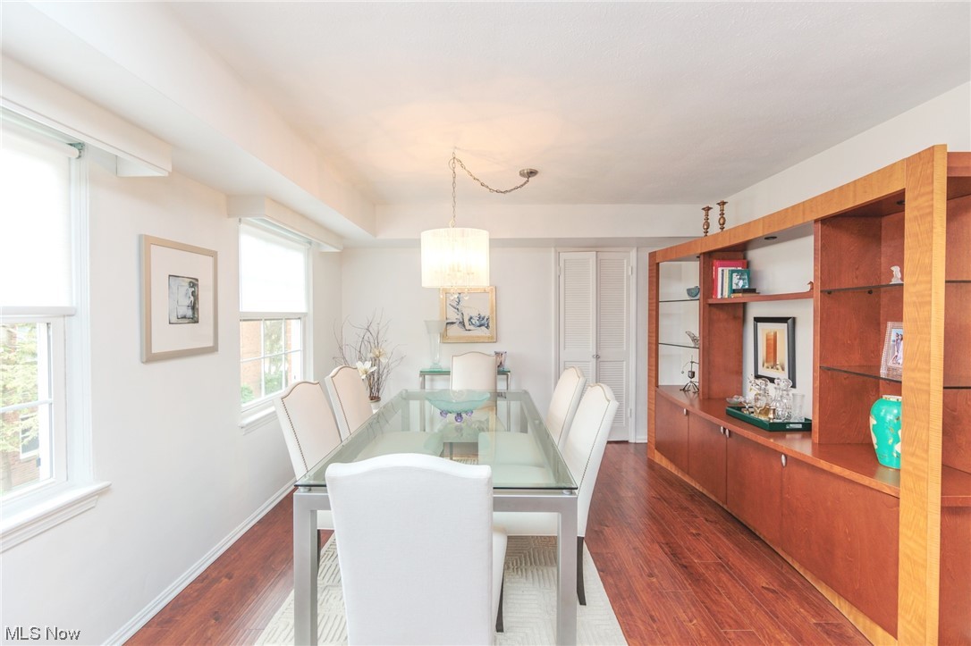 Royal Court Condos - Residential