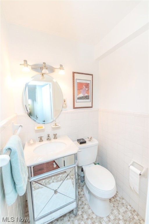 Royal Court Condos - Residential