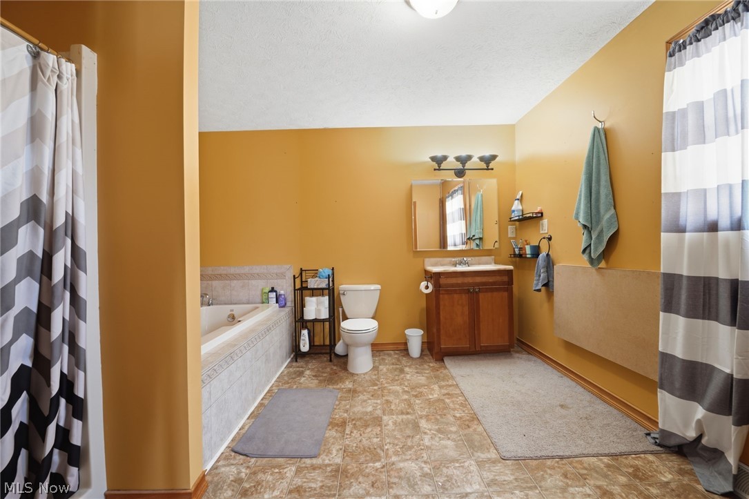 Connecticut Western Reserve - Residential