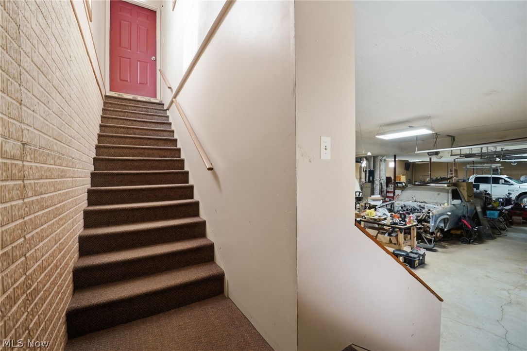 Connecticut Western Reserve - Residential