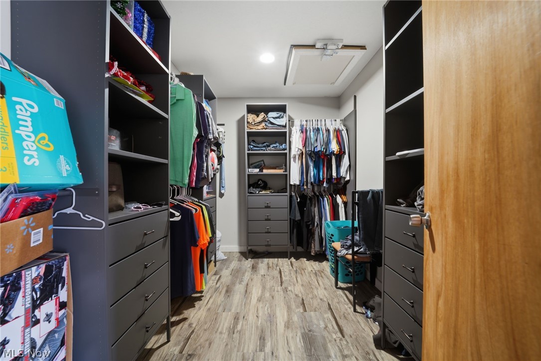 Connecticut Western Reserve - Residential