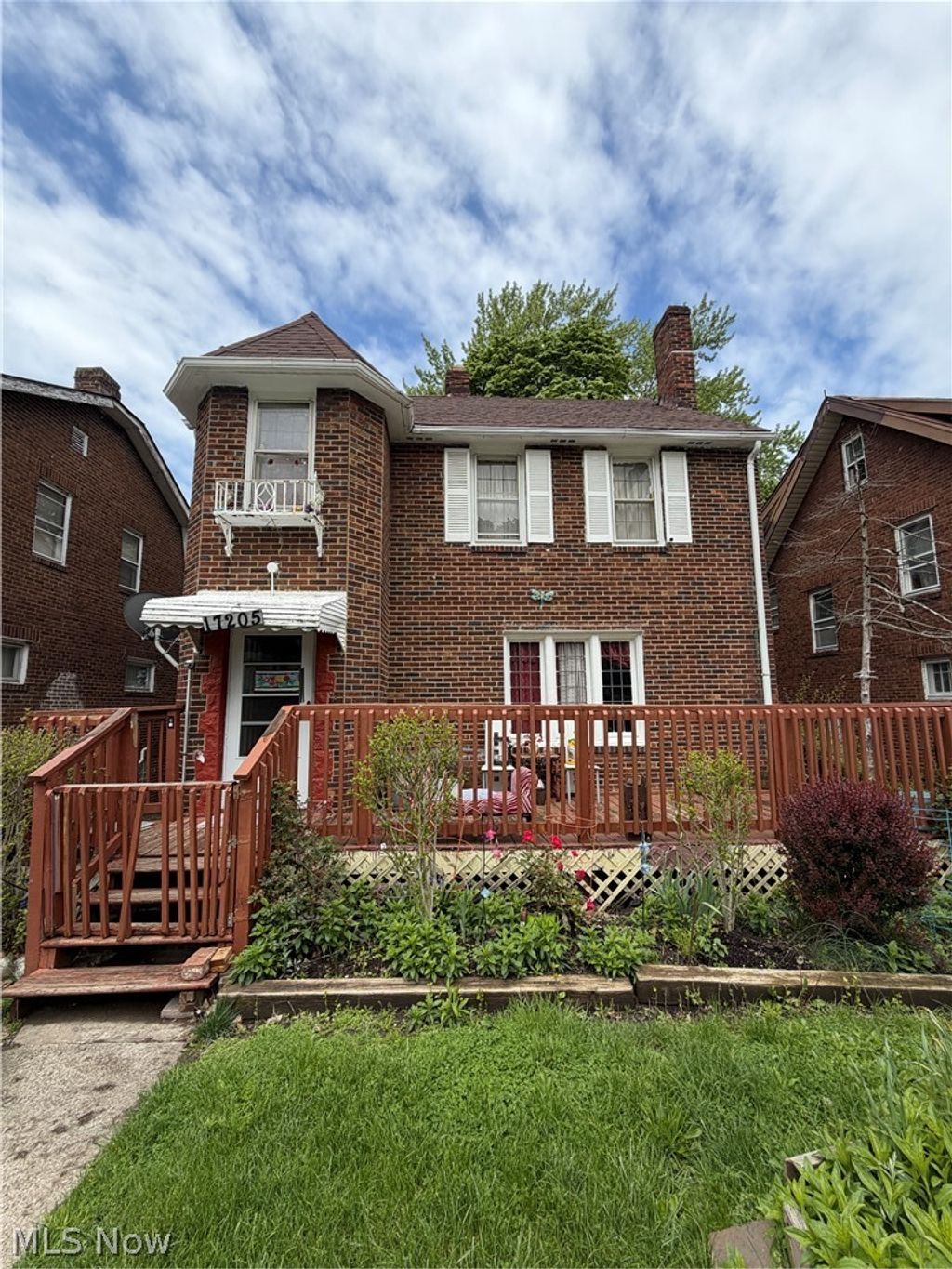 Photo of 17205 Hillsboro Road, Cleveland, OH 44112 (MLS # 5208740)