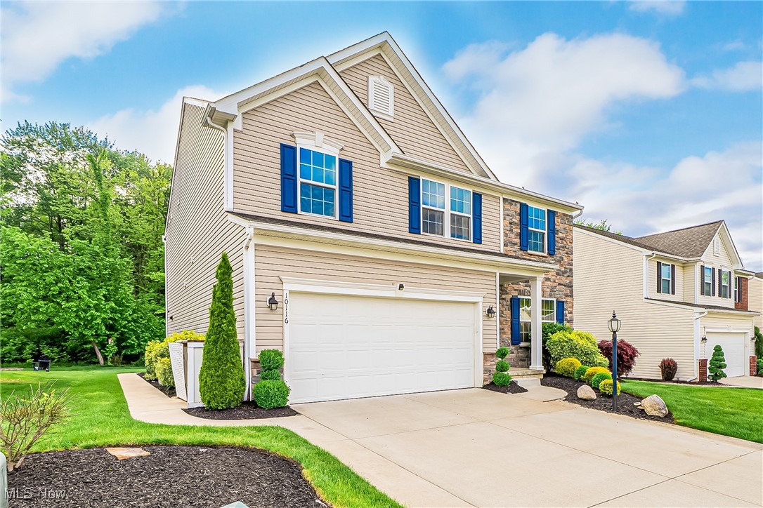 10116 Flagstone Drive, Twinsburg, Ohio image 2