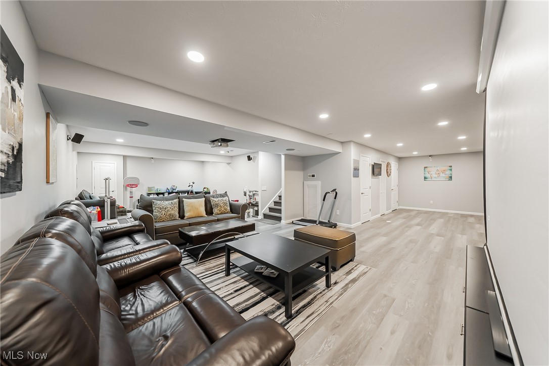 10116 Flagstone Drive, Twinsburg, Ohio image 26