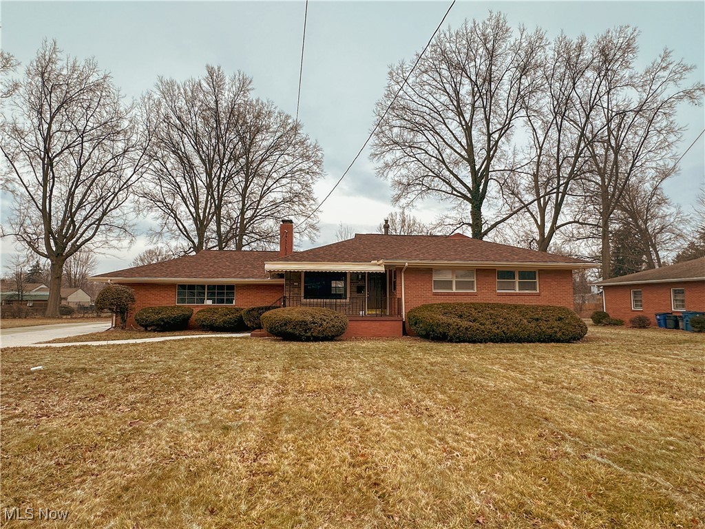 330 Mansell Drive, Youngstown, Ohio image 1