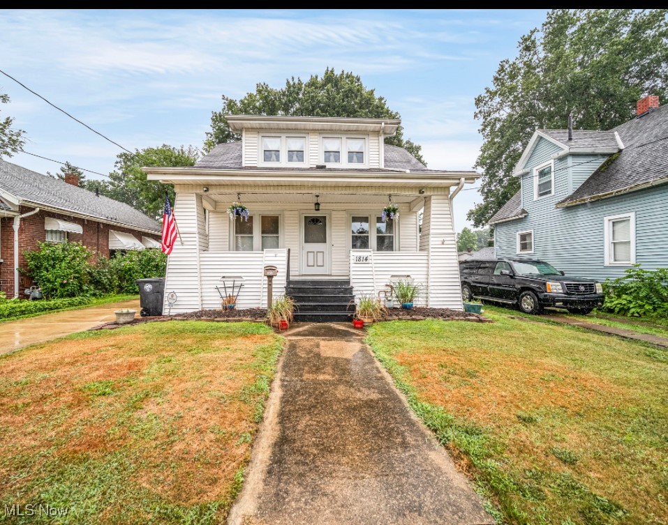 Location, Updates & Charm? It's All Here at 1814 W. 13th St., Ashtabula!
Welcome home to this move-in ready 3-bedroom, 2-bath beauty located just minutes from the vibrant Ashtabula Harbor and the sandy shores of Lake Erie! Whether you're a beach lover, foodie, or looking for a cozy spot with character and convenience, this one checks all the boxes.
Step inside to find fresh paint throughout, a spacious first-floor family room addition, and a full bath perfect for entertaining or simply kicking back after a day at the lake. Upstairs, you'll find three nicely sized bedrooms and another full bath to accommodate everyone with ease.
Enjoy your morning coffee on the charming covered front porch, grill out on the rear deck, and take advantage of the detached 1-car garage plus bonus shed for extra storage.
Situated close to medical facilities, shopping, restaurants, and all the local charm Ashtabula has to offer, this home blends convenience with comfort in all the right ways.
Affordable, updated, and ready for new memories schedule your showing today
