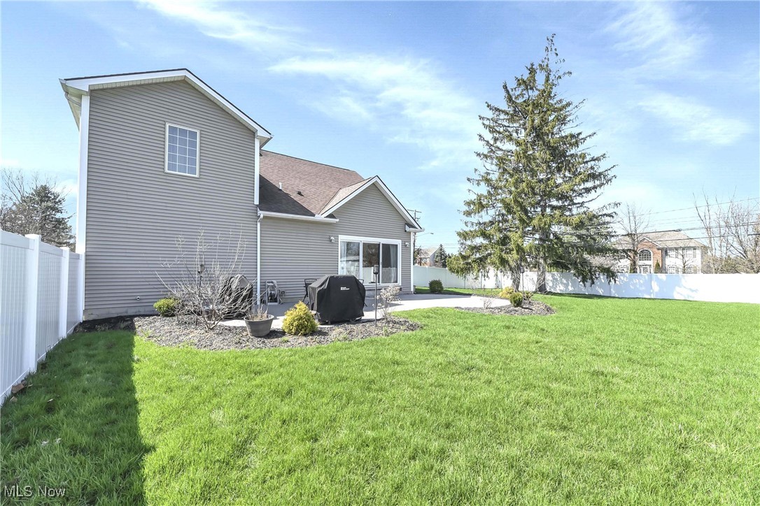 17135 Misty Lake Drive, Strongsville, Ohio image 39