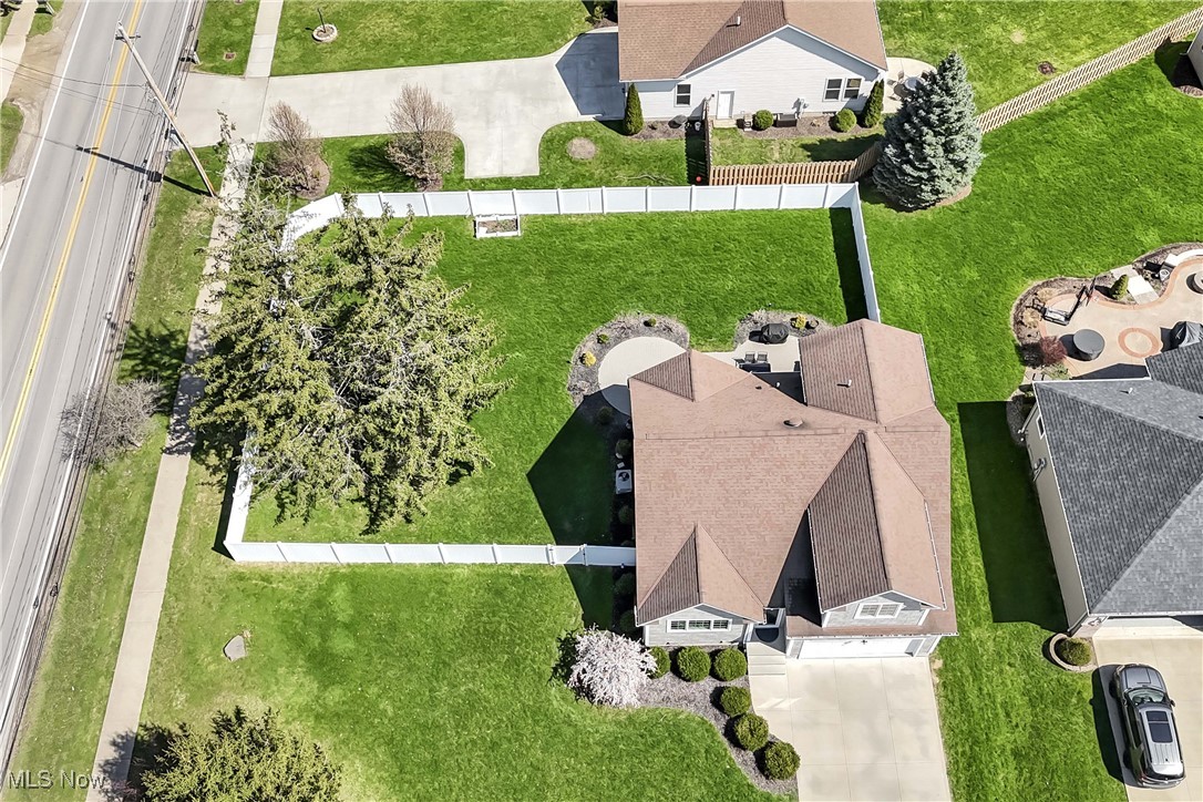 17135 Misty Lake Drive, Strongsville, Ohio image 41