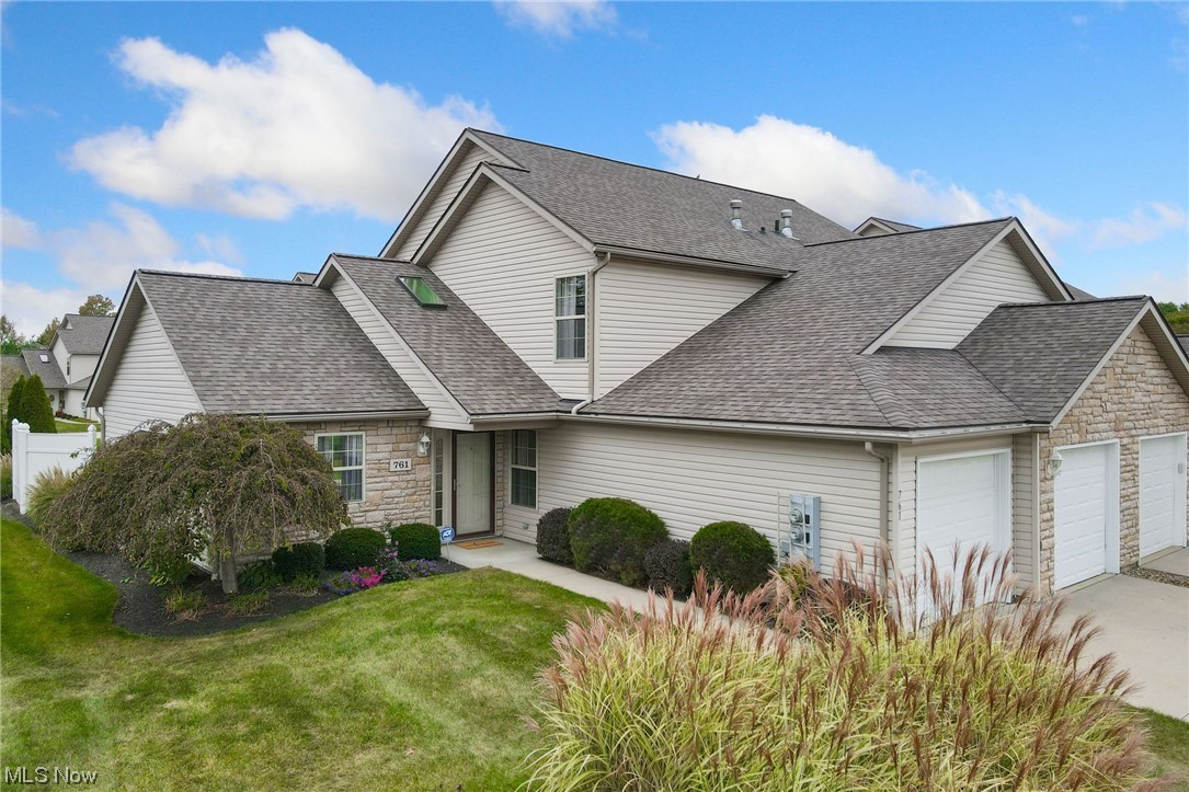 Creekside/Pleasant Lakes Condo - Residential