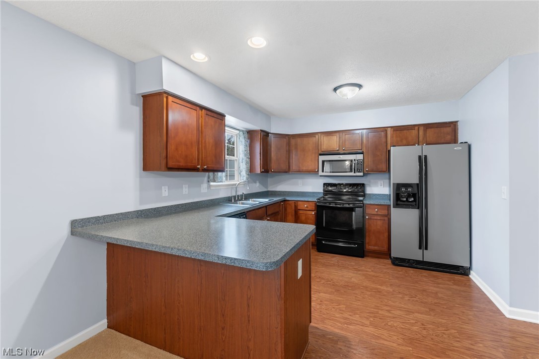 Creekside/Pleasant Lakes Condo - Residential