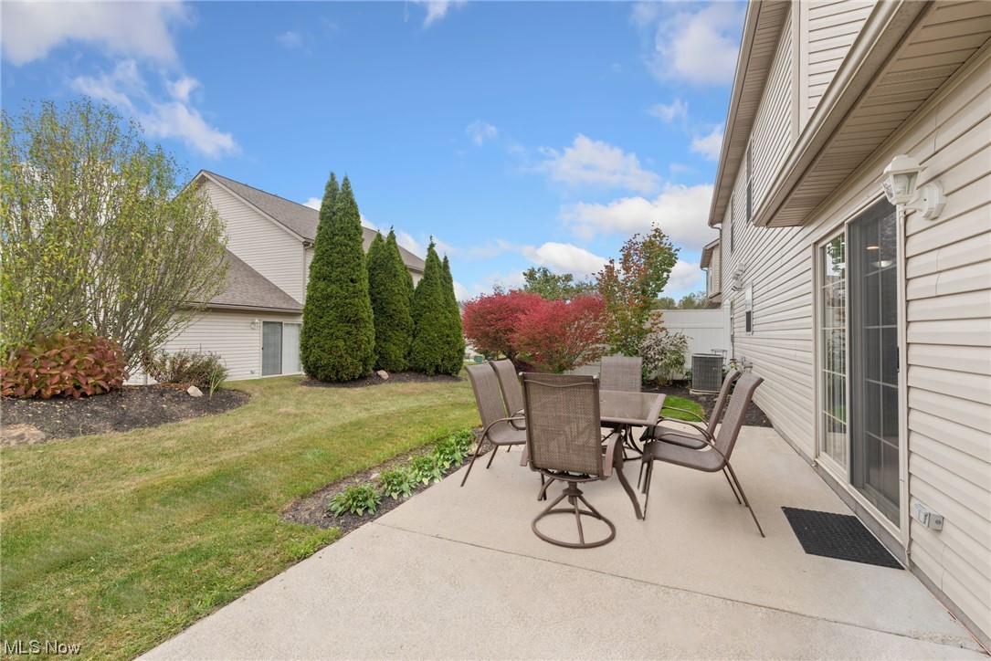 Creekside/Pleasant Lakes Condo - Residential