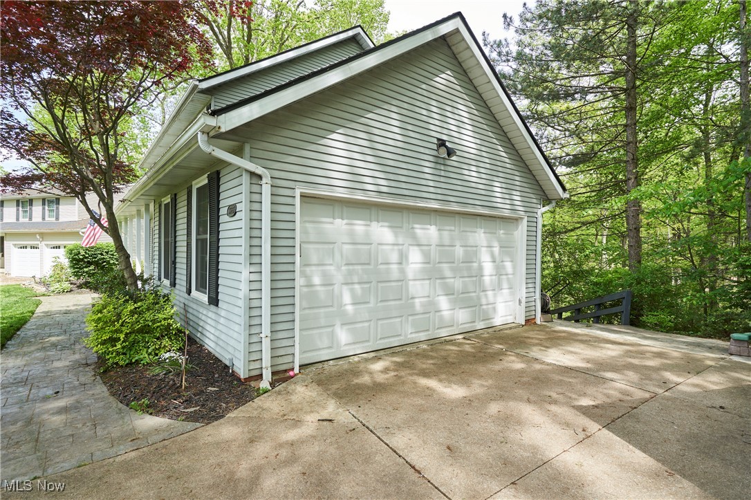 10055 North Court