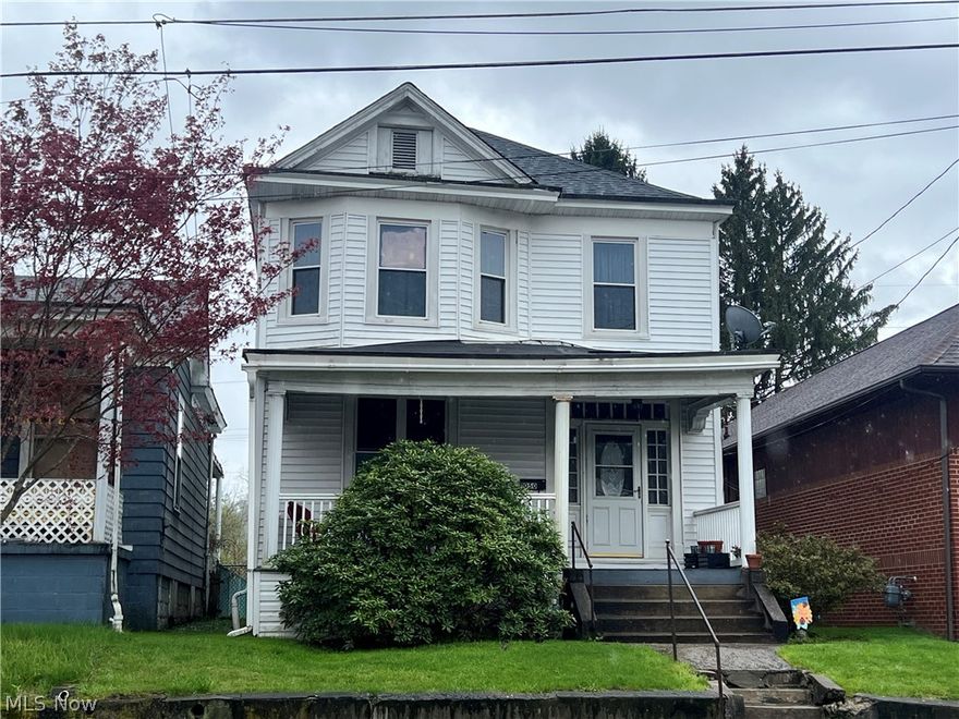 Check out your new home! Very convenient to Rt 7 and very convenient to all amenities.  1920 -2 story, Three bedrooms, one bath, with a commode in the basement. 200 AMP Breaker Box, new siding and roof. Nice flat yard. Trampoline will stay. Minerals transfer. Shed in rear of house for additional storage. Seller needs to find suitable housing in Morgantown and Seller's dad will be at all showings.