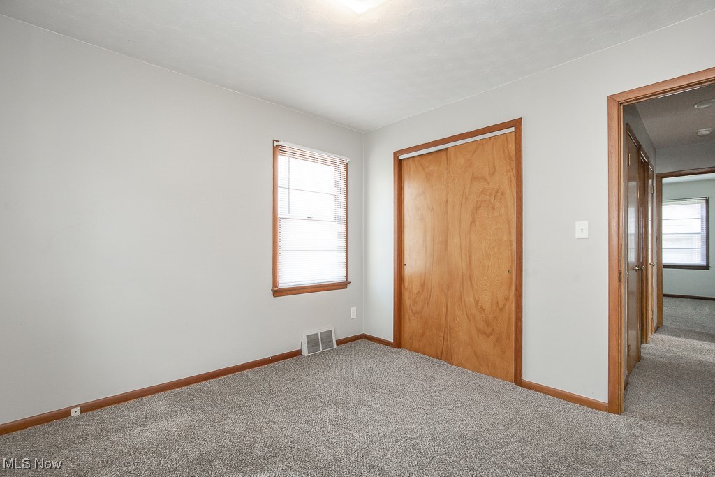1487 E 193 Street, Euclid, Ohio image 8