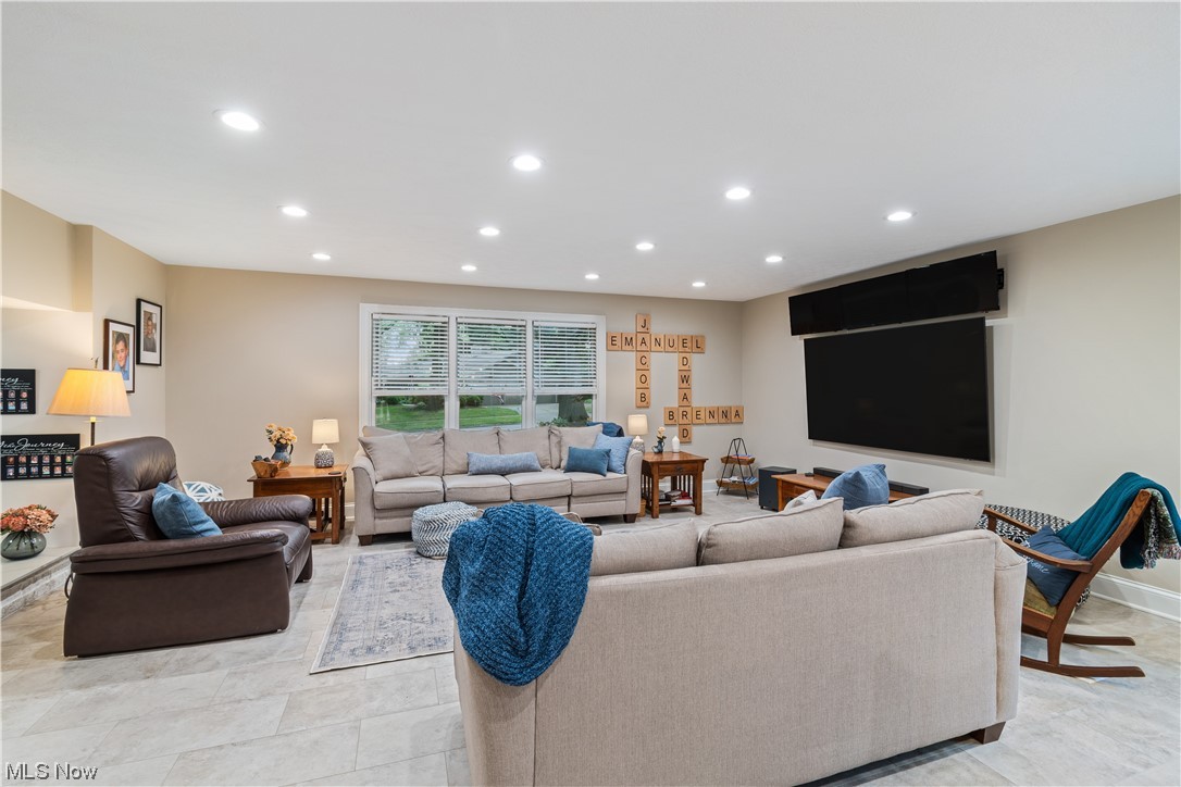 Hills & Dales - Residential