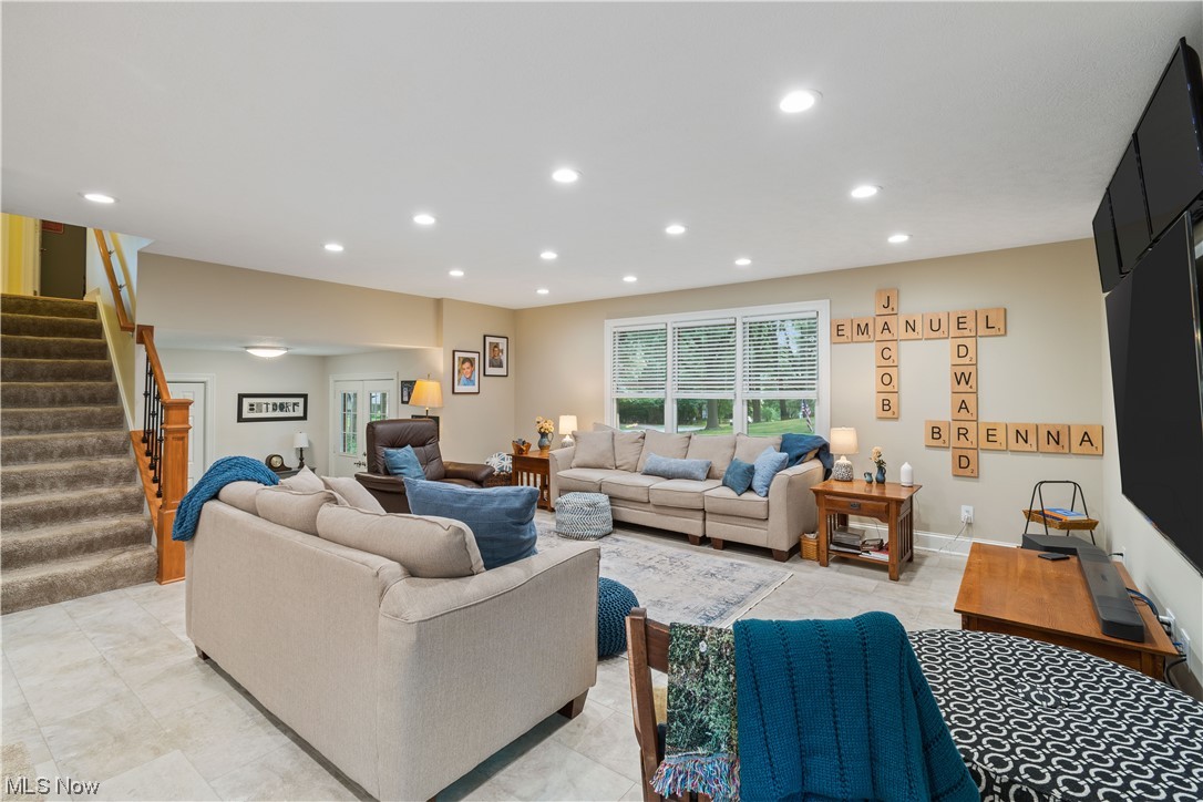 Hills & Dales - Residential