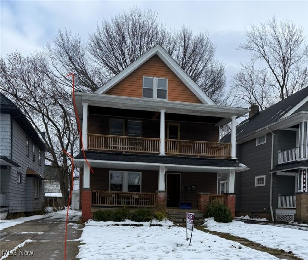 Photo of 1321 W 110th Street, Cleveland, OH 44102 (MLS # 5175584)