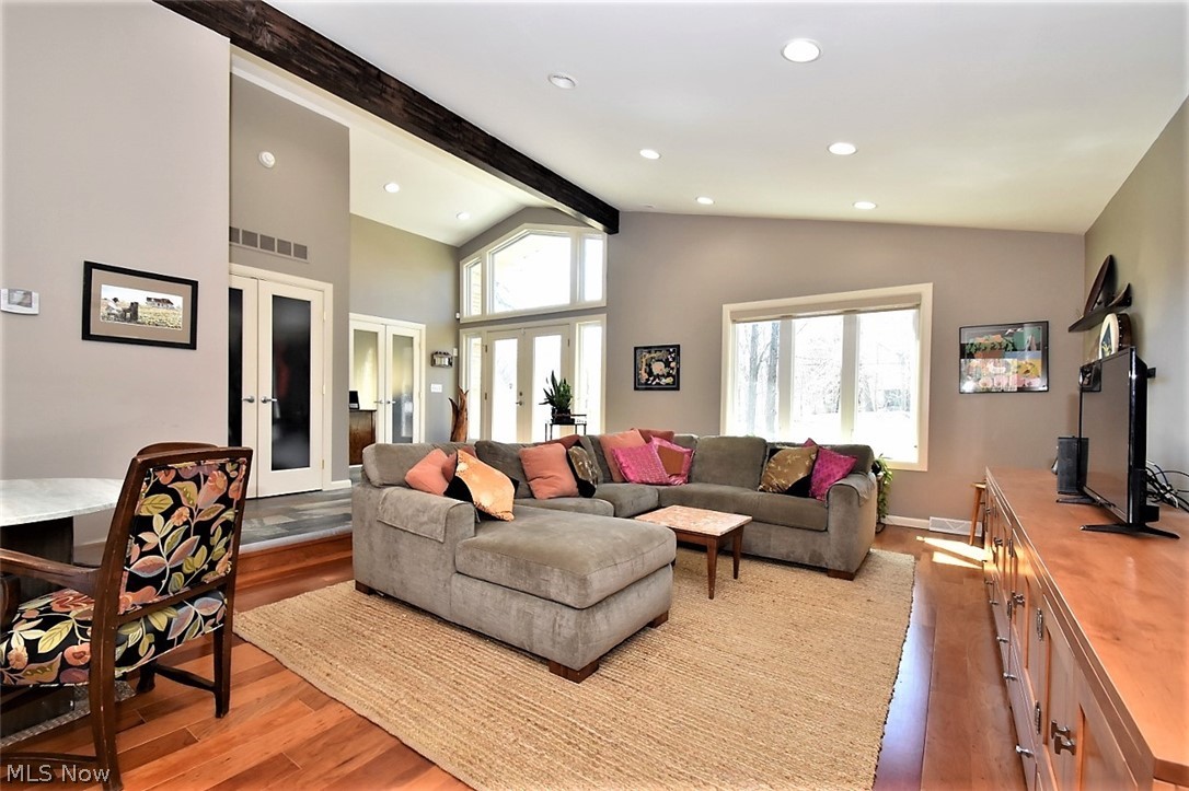 Bolingbrook Acres - Residential