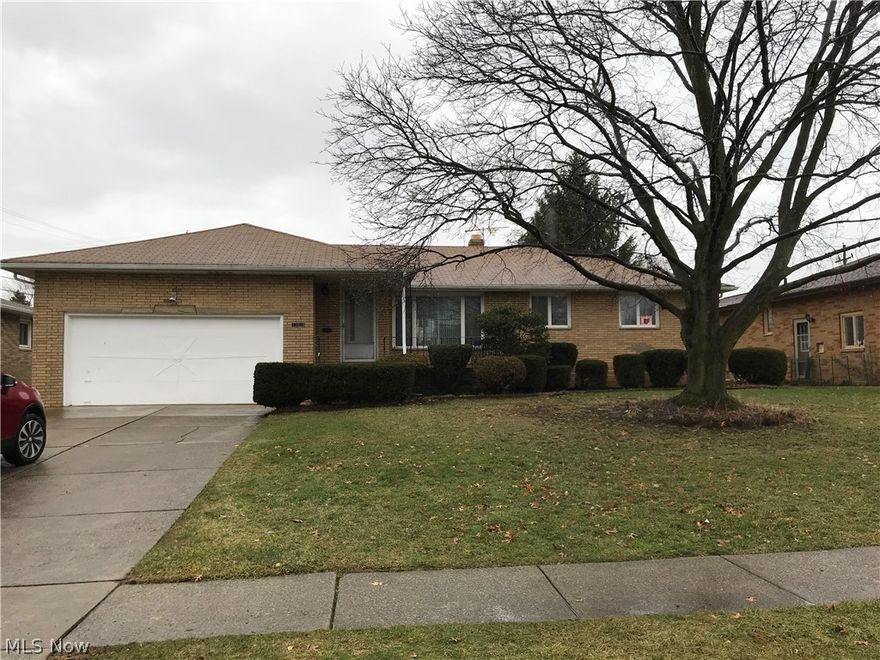 Brick ranch in Middleburg Heights.  Three (3) bedroom and 1.5 baths.  Formal dining room and eat-in kitchen.  Hardwood floors throughout most of 1st floor.  Huge Recreation room with bar.  Large workshop/laundry area.  Office in basement.  Two (2) car attached garage w/opener.  Fenced yard with shed.