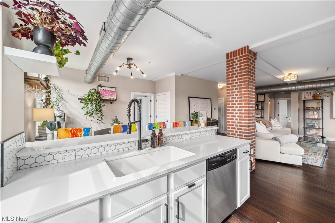 Franklin Lofts Condo - Residential