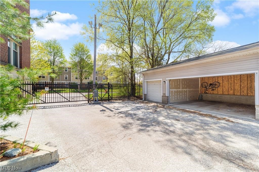 Franklin Lofts Condo - Residential