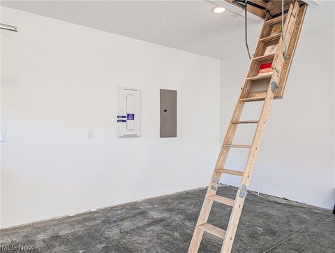 Tiny photo for 4332 Evergreen Court, North Canton, OH 44720 (MLS # 5202663)