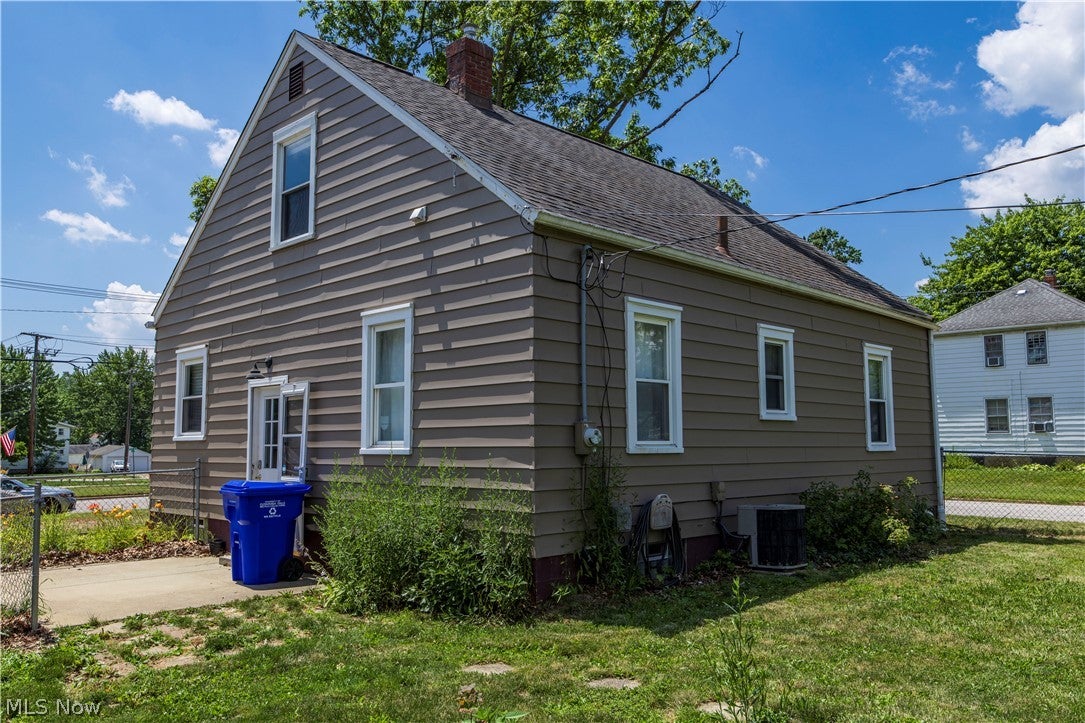 33 Pierce Avenue