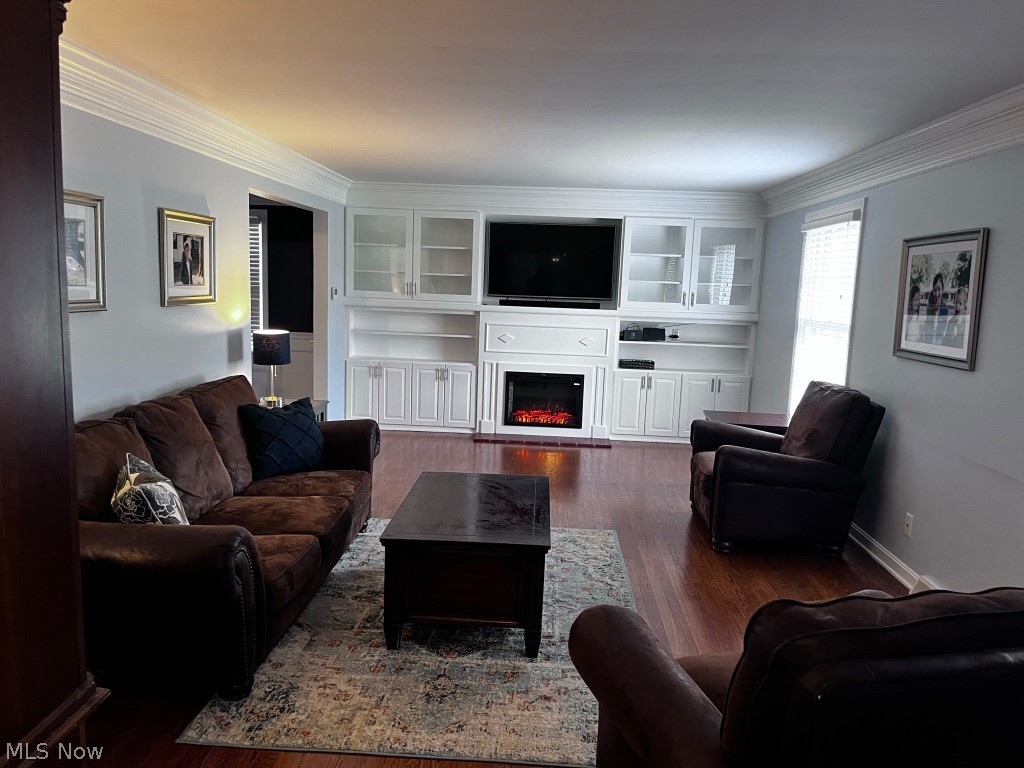 Elmknoll Heights - Residential