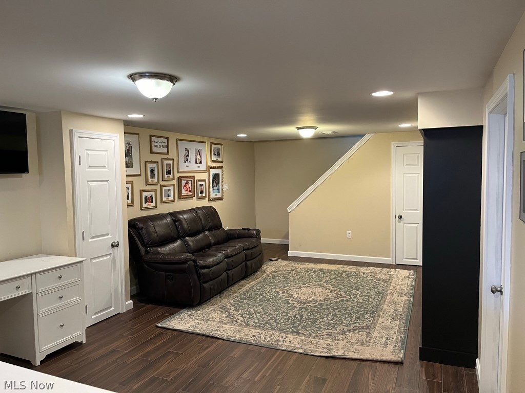 Elmknoll Heights - Residential