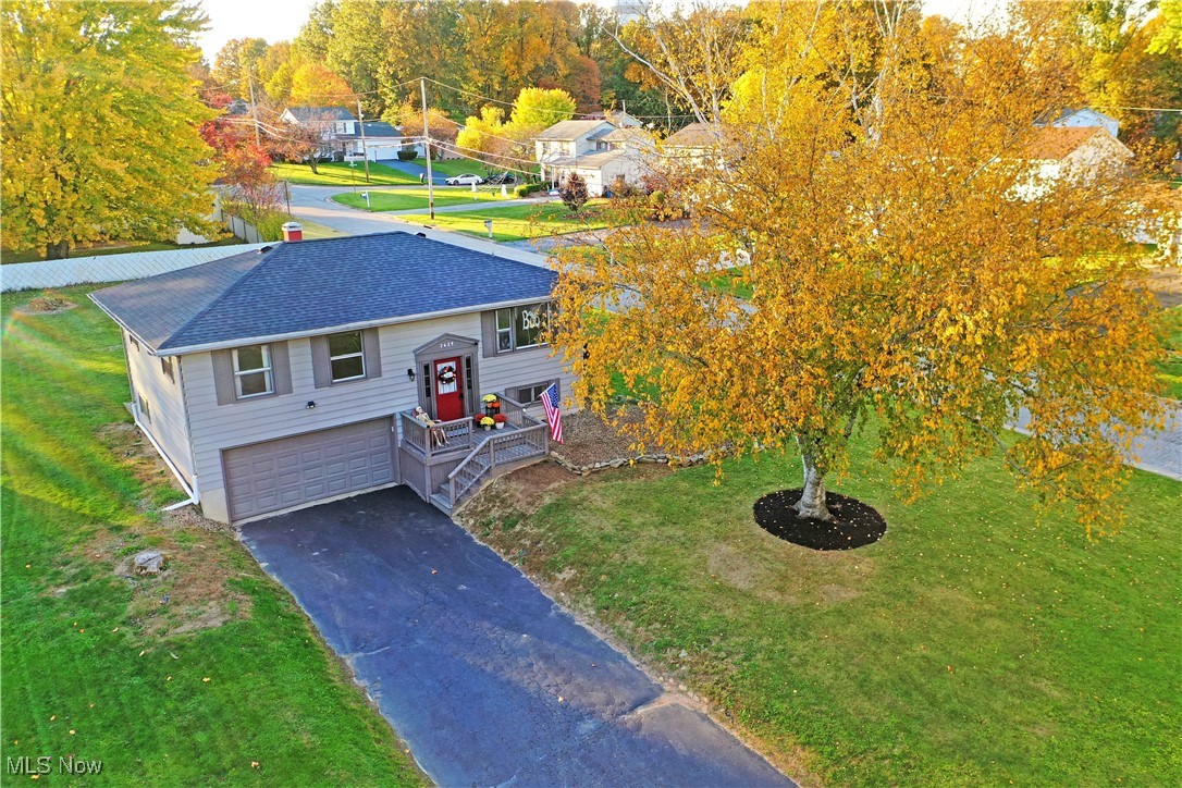 3429 Heritage Court, Canfield, Ohio image 3